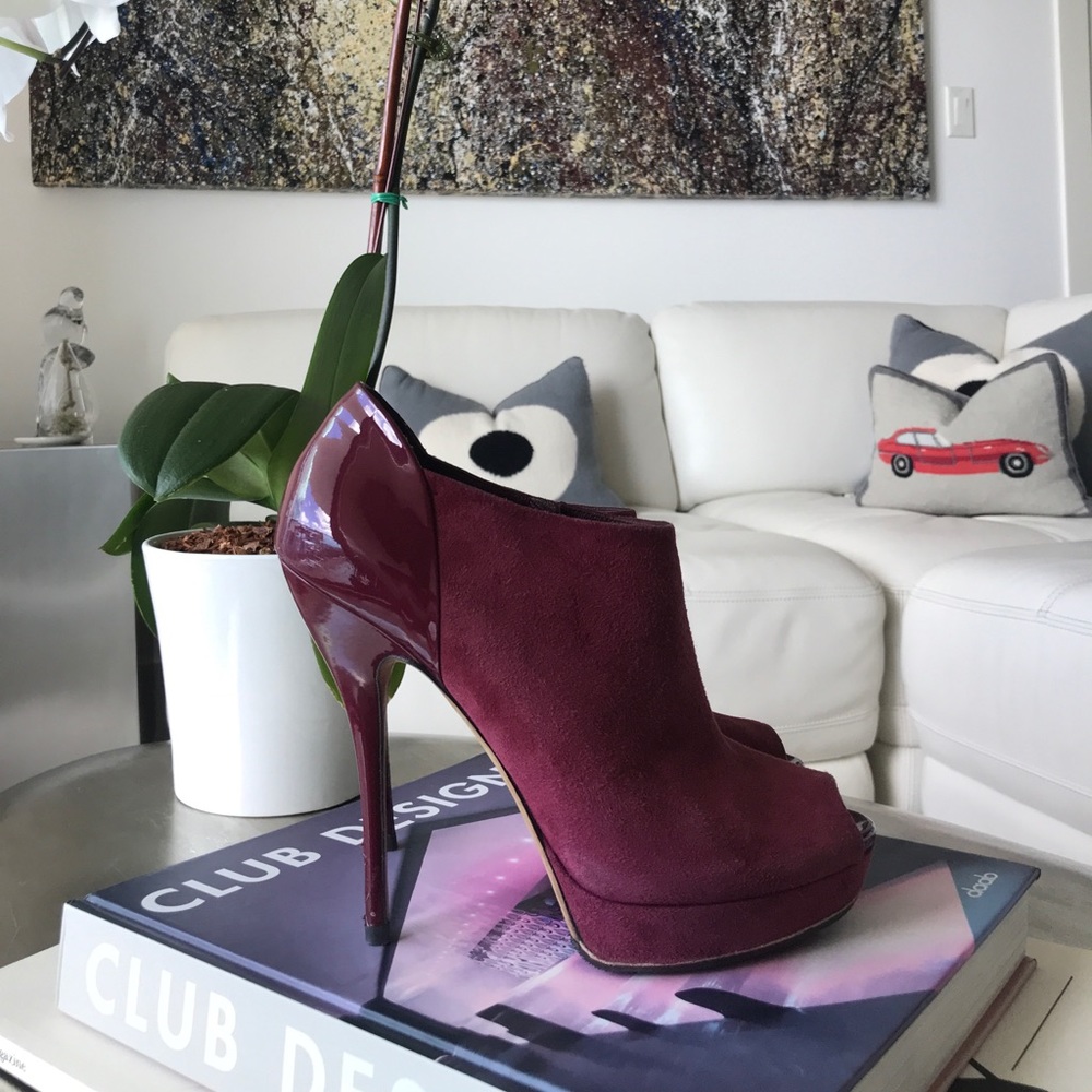 GUCCI Suede & Patent Leather Peep Toe Ankle Boots
